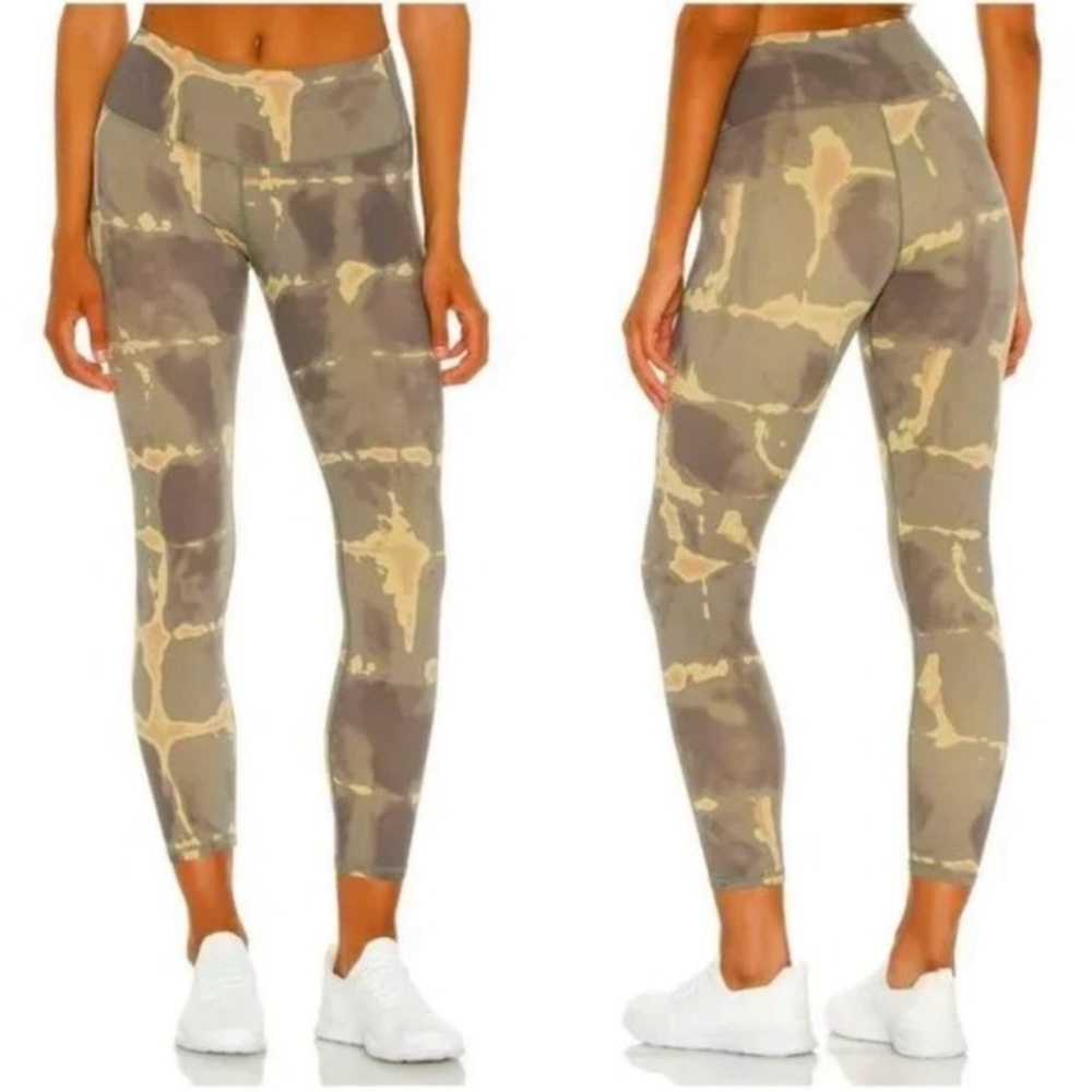 VARLEY Luna Legging in Golden Tie Dye 25” size S